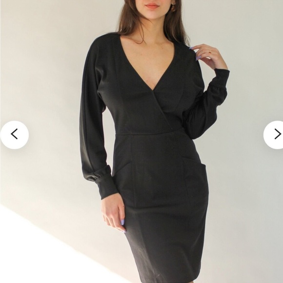 Diane Von Furstenberg Black Vneck Dress - Picture 1 of 12